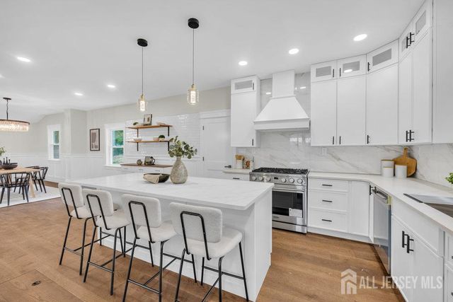 22 Orchard Hill Road, Bernardsville, NJ 07924