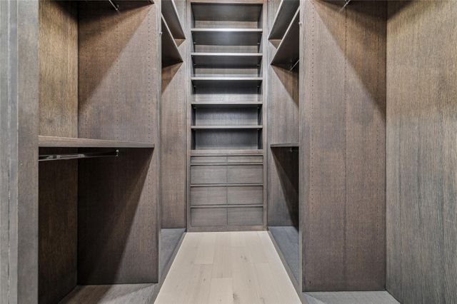 1711 Allen Parkway 2505, Houston, TX 77019