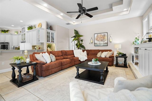 209 HIGHLAND WOODS DRIVE, Safety Harbor, FL 34695