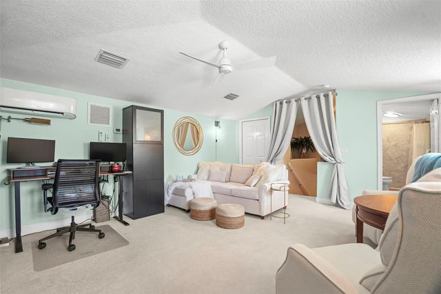 209 HIGHLAND WOODS DRIVE, Safety Harbor, FL 34695