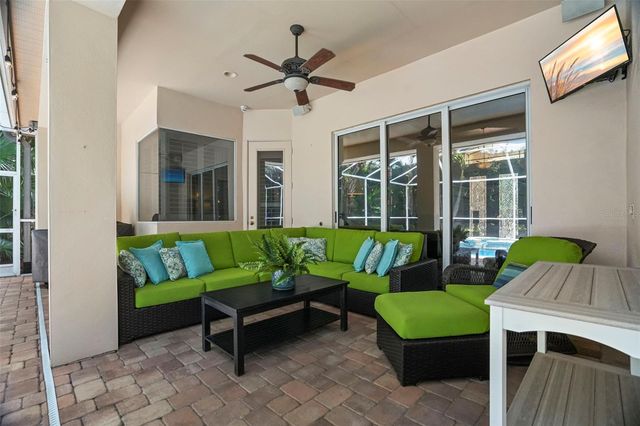 209 HIGHLAND WOODS DRIVE, Safety Harbor, FL 34695
