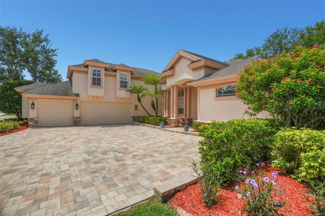 209 HIGHLAND WOODS DRIVE, Safety Harbor, FL 34695