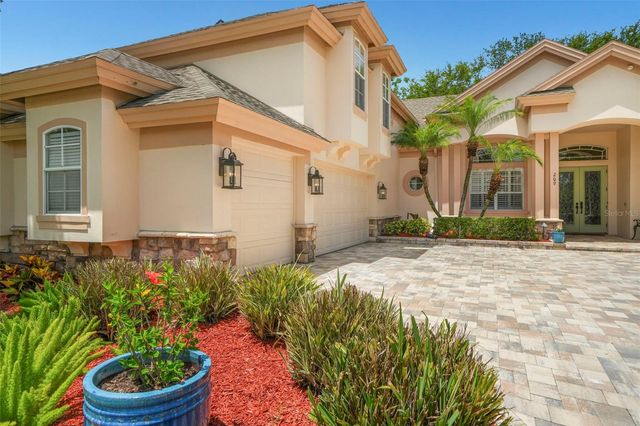 209 HIGHLAND WOODS DRIVE, Safety Harbor, FL 34695