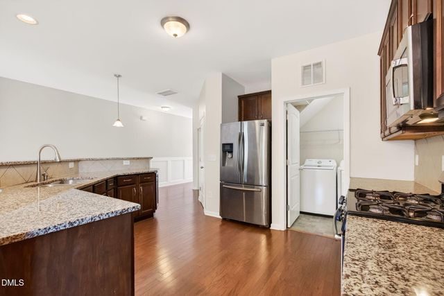 226 Beaconwood Lane, Holly Springs, NC 27540