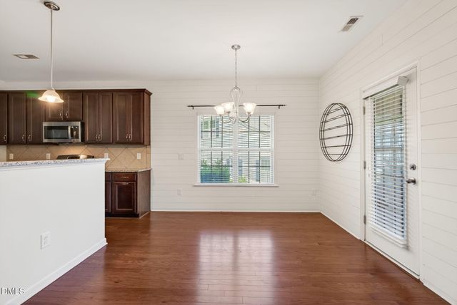 226 Beaconwood Lane, Holly Springs, NC 27540