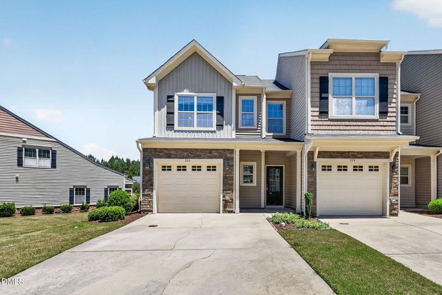 226 Beaconwood Lane, Holly Springs, NC 27540