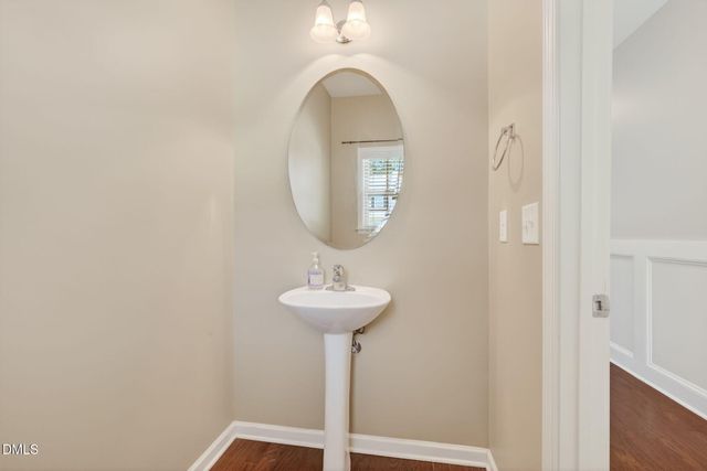 226 Beaconwood Lane, Holly Springs, NC 27540