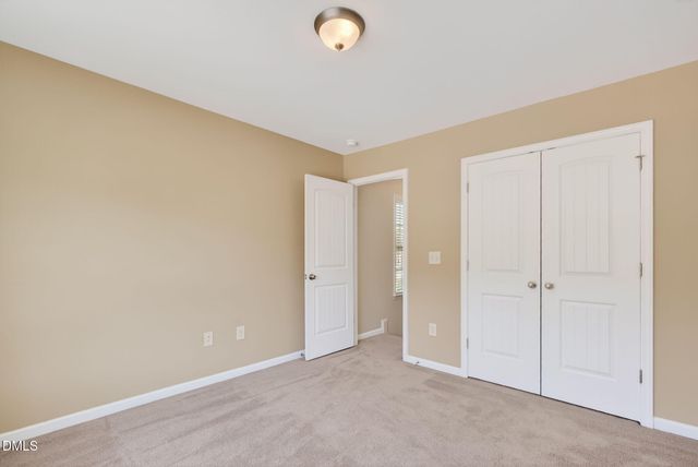226 Beaconwood Lane, Holly Springs, NC 27540
