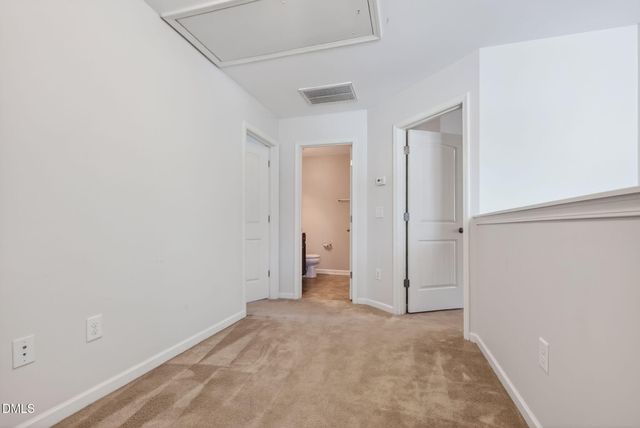 226 Beaconwood Lane, Holly Springs, NC 27540