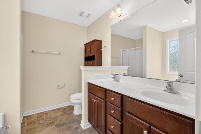 226 Beaconwood Lane, Holly Springs, NC 27540