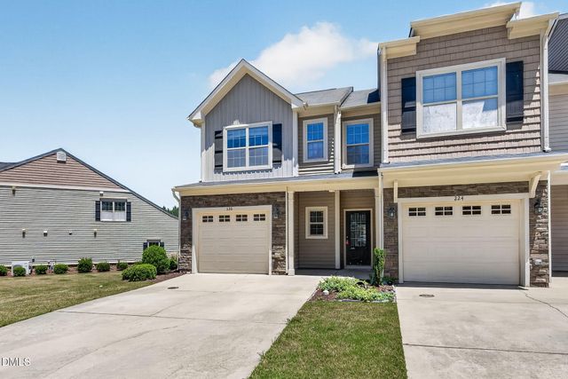 226 Beaconwood Lane, Holly Springs, NC 27540