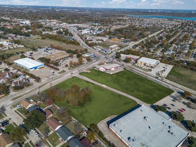 520 E Oates Boulevard, Garland, TX 75043