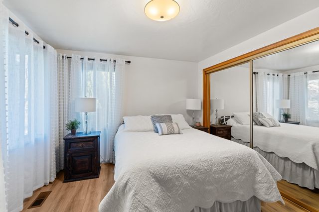 2798 Yvonne Road, Medford, OR 97504