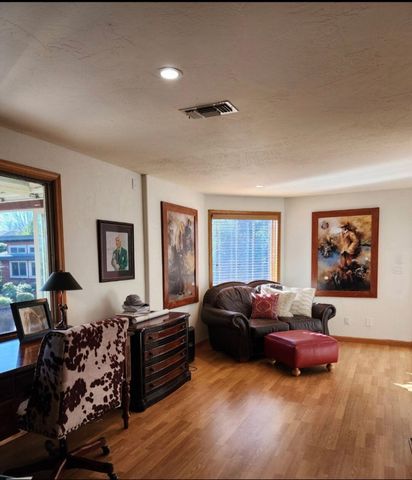 2798 Yvonne Road, Medford, OR 97504