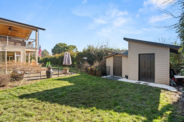 2798 Yvonne Road, Medford, OR 97504