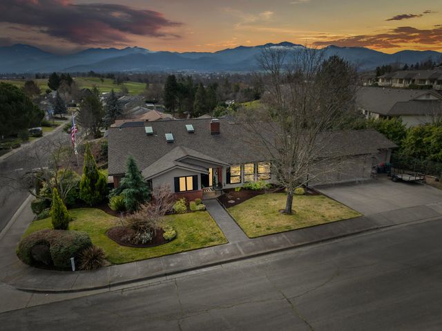 2798 Yvonne Road, Medford, OR 97504