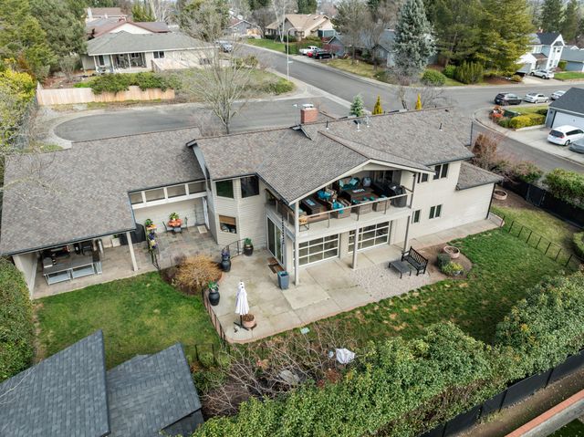 2798 Yvonne Road, Medford, OR 97504