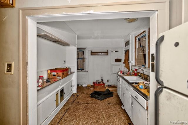 2437 Longfellow Street, Detroit, MI 48206