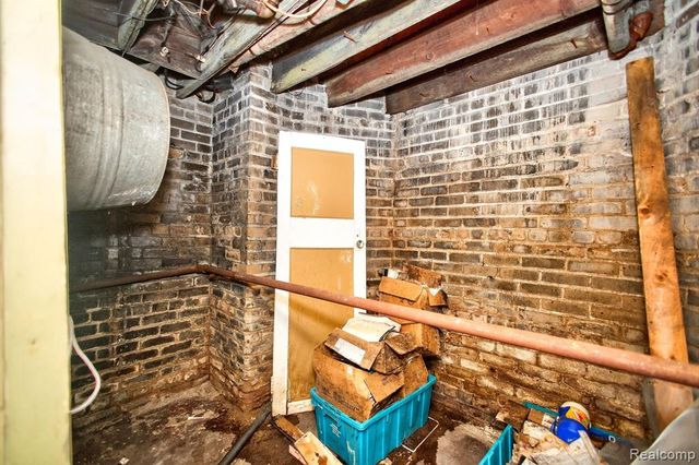 2437 Longfellow Street, Detroit, MI 48206