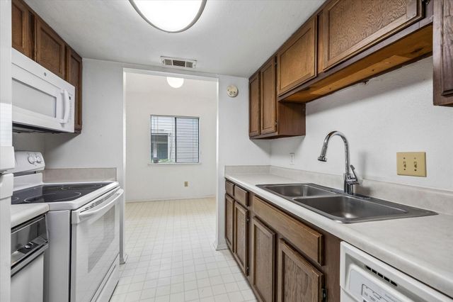 2319 Briarwest Boulevard, Houston, TX 77077