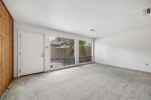 2319 Briarwest Boulevard, Houston, TX 77077