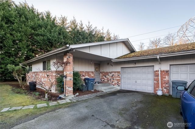 11211 126th Avenue Ct E, Puyallup, WA 98374