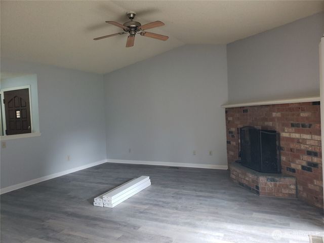 11211 126th Avenue Ct E, Puyallup, WA 98374
