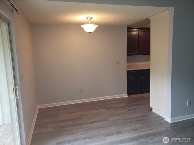 11211 126th Avenue Ct E, Puyallup, WA 98374