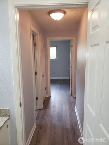 11211 126th Avenue Ct E, Puyallup, WA 98374