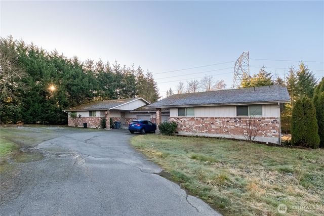 11211 126th Avenue Ct E, Puyallup, WA 98374