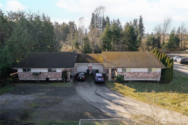 11211 126th Avenue Ct E, Puyallup, WA 98374