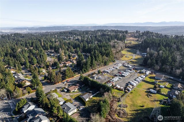 11211 126th Avenue Ct E, Puyallup, WA 98374