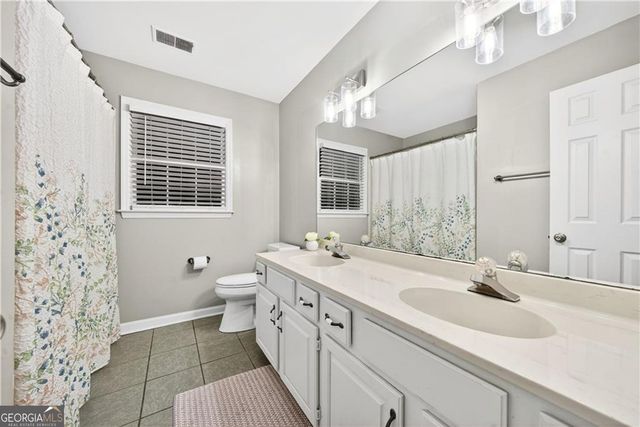 320 Barrow Downs, Alpharetta, GA 30004