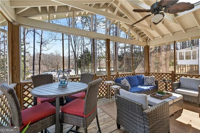 320 Barrow Downs, Alpharetta, GA 30004