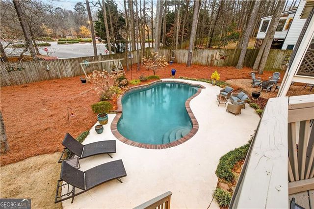 320 Barrow Downs, Alpharetta, GA 30004