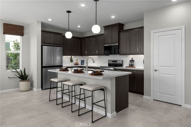 11853 Arborist Way, Fontana, CA 92337