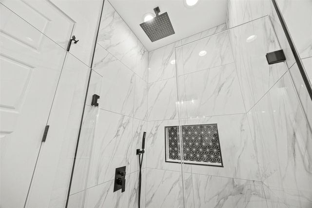 1918 Road 66122, Dayton, TX 77535