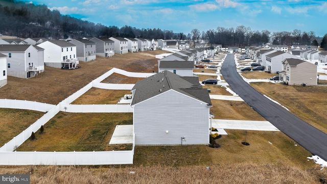 154 DIVING SCAUP RD, Hedgesville, WV 25427