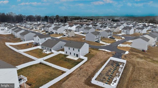 154 DIVING SCAUP RD, Hedgesville, WV 25427