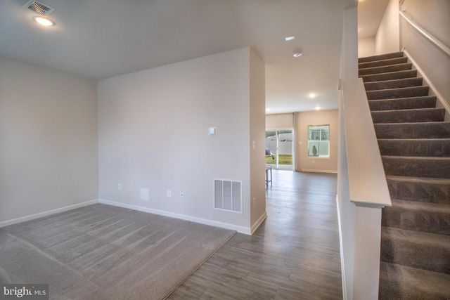 154 DIVING SCAUP RD, Hedgesville, WV 25427