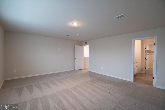 154 DIVING SCAUP RD, Hedgesville, WV 25427