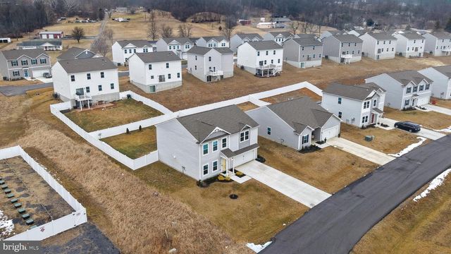 154 DIVING SCAUP RD, Hedgesville, WV 25427