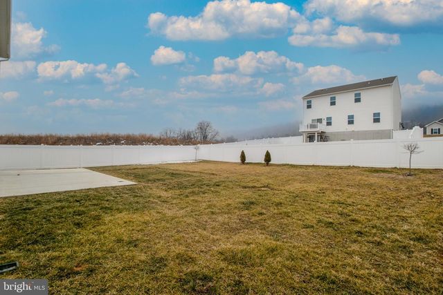 154 DIVING SCAUP RD, Hedgesville, WV 25427