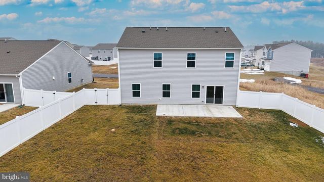 154 DIVING SCAUP RD, Hedgesville, WV 25427