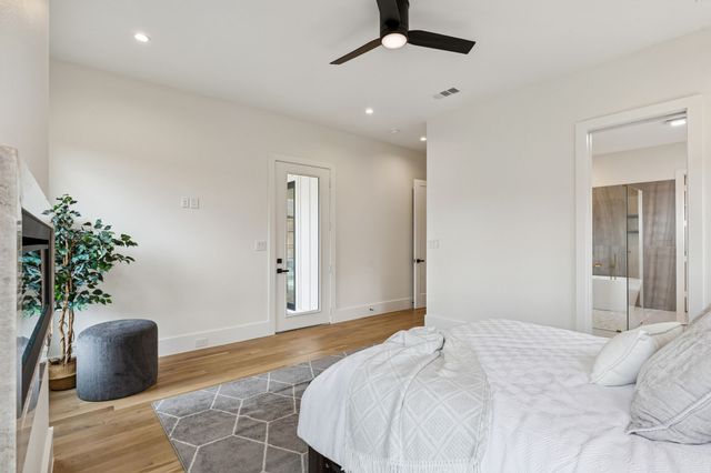 8749 Rexford Drive, Dallas, TX 75209