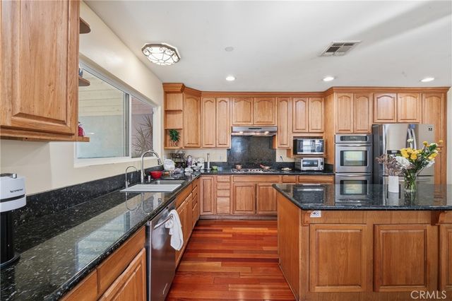 6545 Dos Rios Rd, Downey, CA 90240