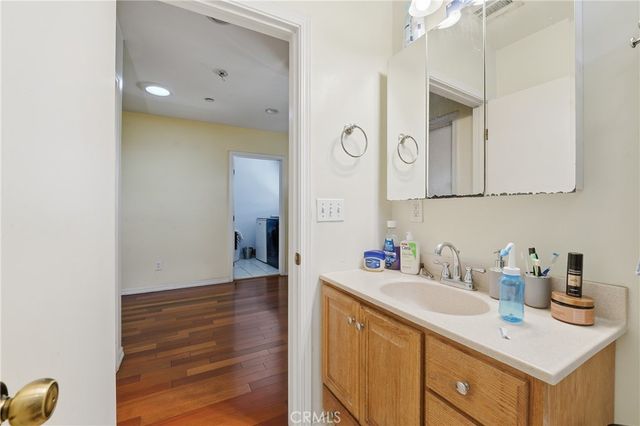 6545 Dos Rios Rd, Downey, CA 90240