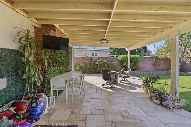6545 Dos Rios Rd, Downey, CA 90240