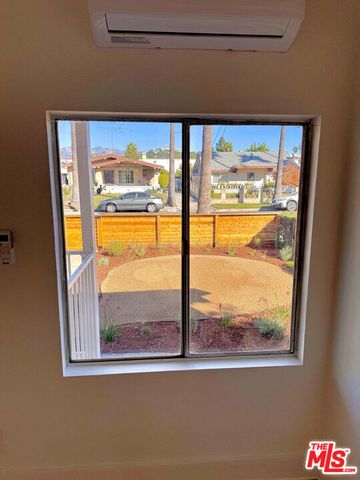 3642 Seneca Avenue, Los Angeles, CA 90039