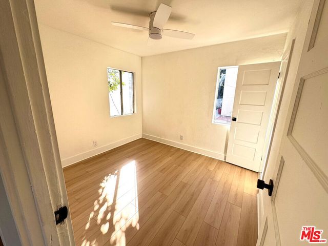 3642 Seneca Avenue, Los Angeles, CA 90039